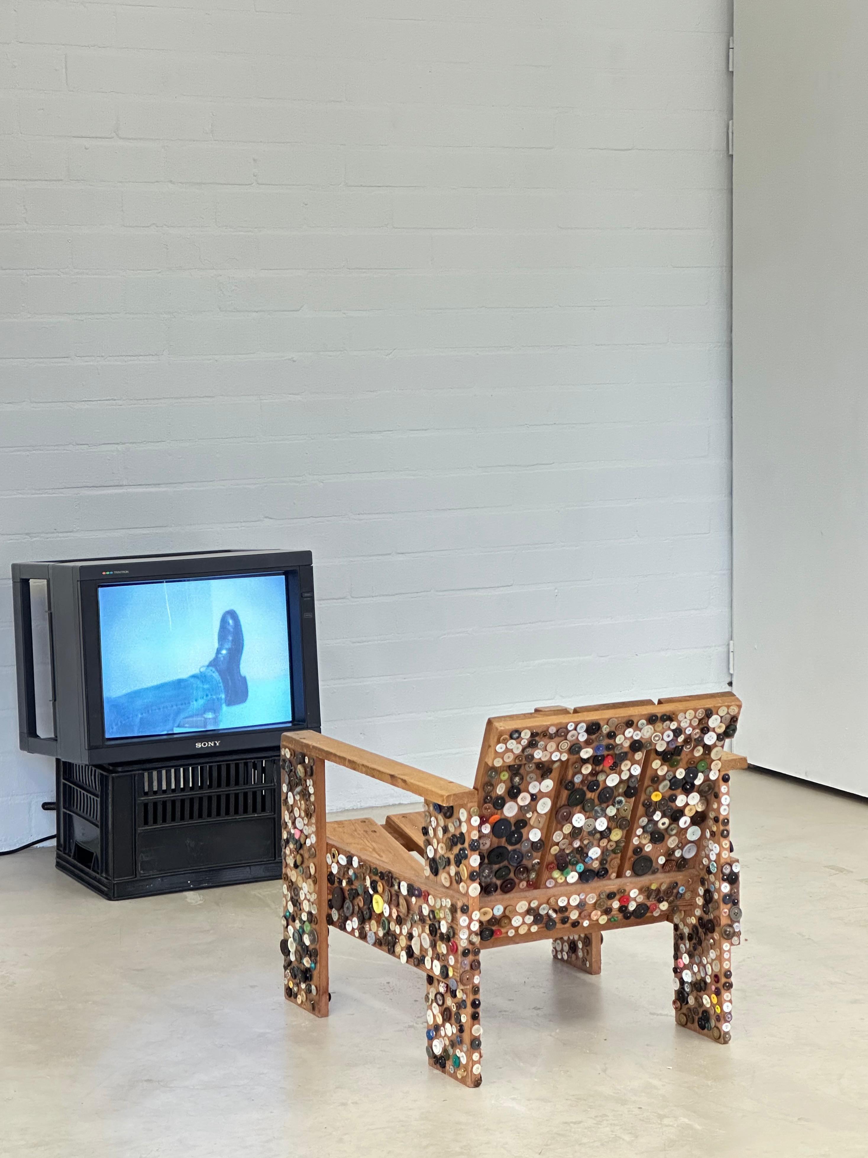 joey ramone living forms